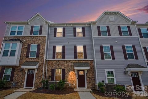 1419 Newell Towns Lane active home in The Towns At Mallard Mills, Charlotte, NC