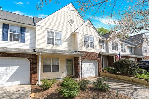 8772 Robinson Forest Drive