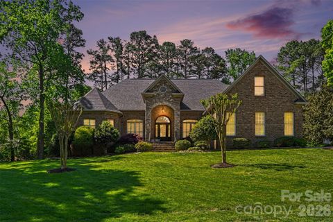 7806 Turnberry Lane sold home in Cowans Ford, Stanley, NC