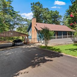 1502 Greenstreet Drive