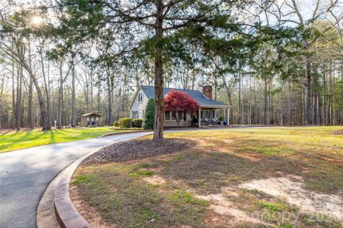 692 Capelsie Road