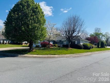 Homes in Blue Ridge Villas, Hendersonville