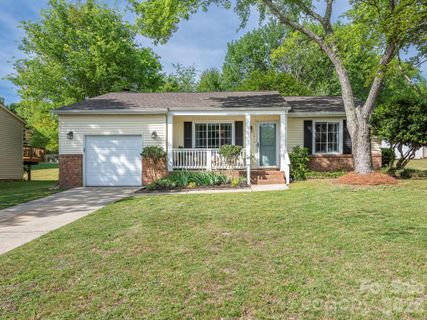 11613 Five Cedars Road sold home in Walnut Creek, Charlotte, NC