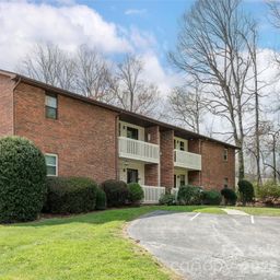 103 Oakwood Place