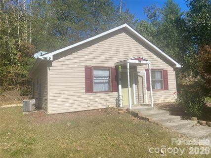 3840 Hide Away Hill