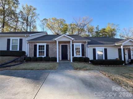 3088 Trimble Circle pending home in Sapphire Hills, Concord, NC