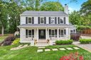 917 Winter Wood Drive sold home in Matthews, SC