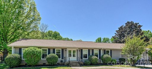 9850 Black Horse Run Road pending home in Black Horse Run, Indian Land, SC