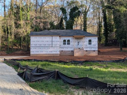 343 Oak Street