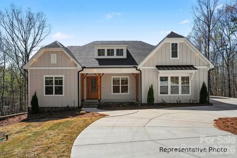 1264 Sage Pine Circle active home in Shepherds Trace, Clover, SC