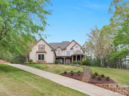 4017 Beechwood Spring Lane