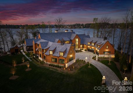20221 Regatta Island Drive sold home in Pointe Regatta, Cornelius, NC