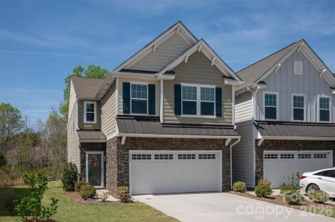 6455 Kinder Lane pending home in Walnut Creek, Lancaster, SC