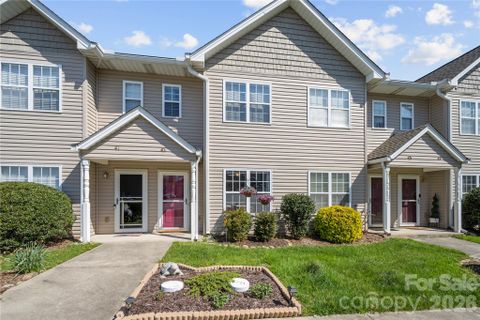 43 Stafford Court sold home in Stafford Crossing, Fletcher, NC