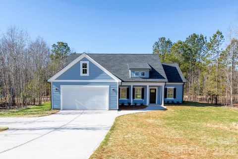 4018 Deerstone Lane pending home in Stonecrest Meadows, Clover, SC