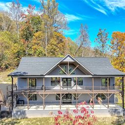 282 Tamarack Trail