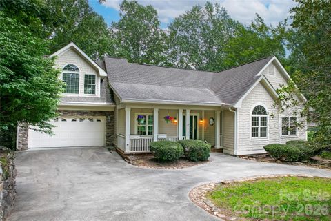 16 Uloque Court active home in Connestee Falls, Brevard, NC