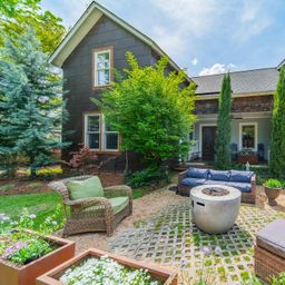 521 Forest Lane