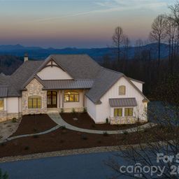 527 Falkirk Way