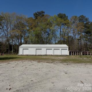 406 W Bobo Newsome Highway