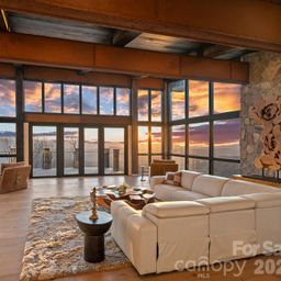 404 Silver Eagle Trail