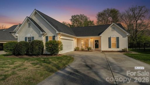 8423 Meadowcreek Village Drive sold home in Meadow Creek Village, Locust, NC