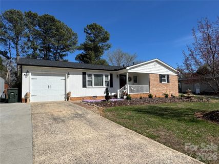 219 Catawba Drive pending home in Greenleigh, Salisbury, NC
