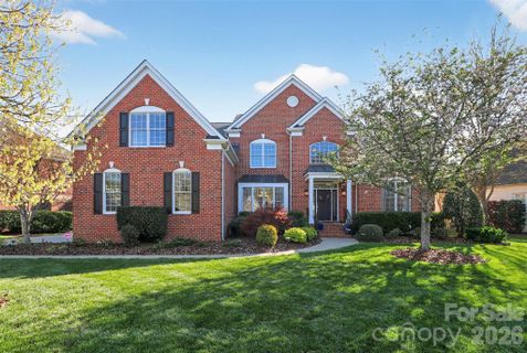 5902 Legacy Circle sold home in Country Club Estates, Charlotte, NC