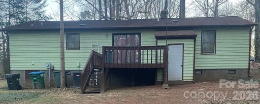 3011 Winding Trail