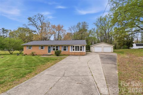 7323 Dallas Cherryville Highway
