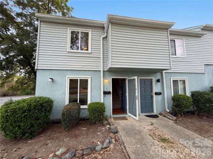 1911 Smoke Ridge Court sold home in Sharon Lakes, Charlotte, NC