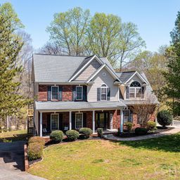 2586 Henry Falls Drive