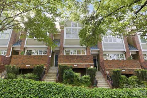 223 S Torrence Street sold home in Crown View, Charlotte, NC