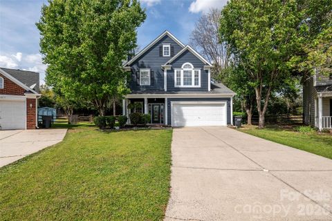 12007 Presnell Place sold home in Yorkshire, Charlotte, NC