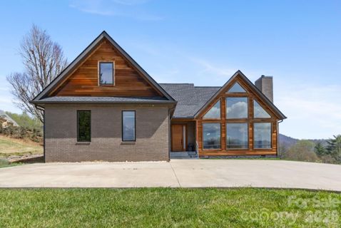 Homes in Challedon, Candler