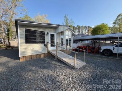 140 Hide A Way Trail pending home in Twin Harbor, Mount Gilead, NC