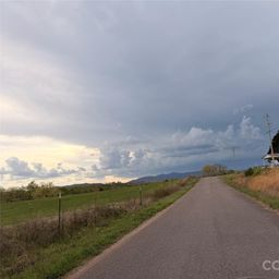 7557 Cowtail Lane