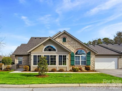 116 Summerfield Place sold home in Orchards Of Flat Rock, Flat Rock, NC