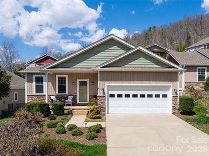 4 Nectar Way sold home in Bee Tree Village, Swannanoa, NC