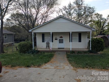 826 Second Street