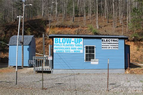 5161 Nc Hwy 18 None