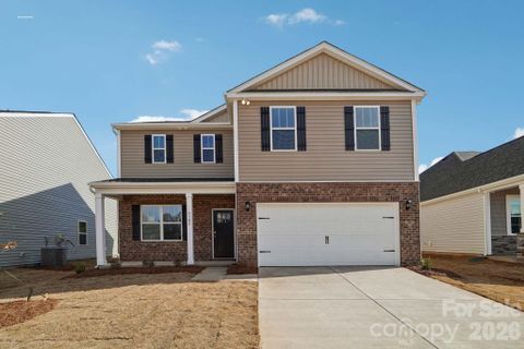 5127 Shallow Brook Drive pending home in Reedy Creek Preserve, Charlotte, NC
