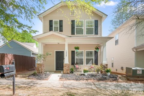12328 Cross Meadow Road sold home in Crosswinds, Huntersville, NC