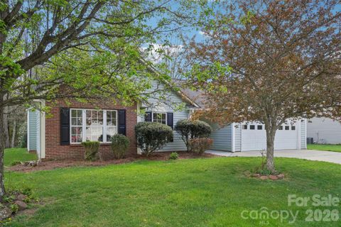 414 Glensprings Drive sold home in Southchase, Fletcher, NC