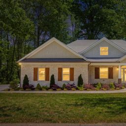 2442 Falcon Lane
