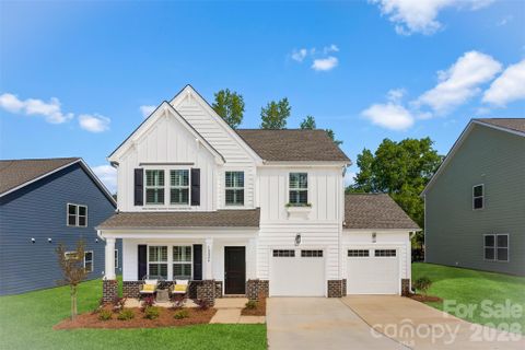 10026 Jack Nicklaus Drive pending home in Edgewater, Lancaster, SC