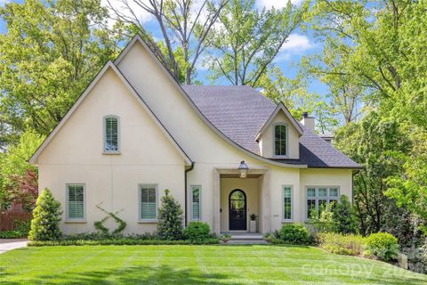 254 Huntley Place pending home in Eastover, Charlotte, NC