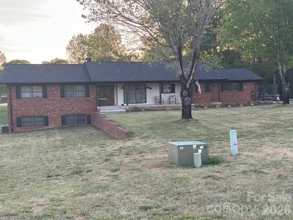 3004 Fieldstone Lane active home in Riverbend, Shelby, NC
