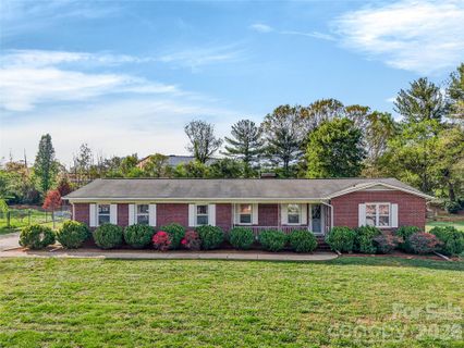 821 Woods Drive