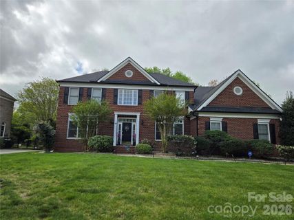 11942 Chevis Court active home in Country Club Estates, Charlotte, NC